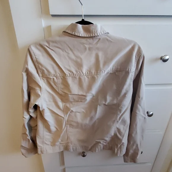 ‎Jacket - Picture 5 of 5